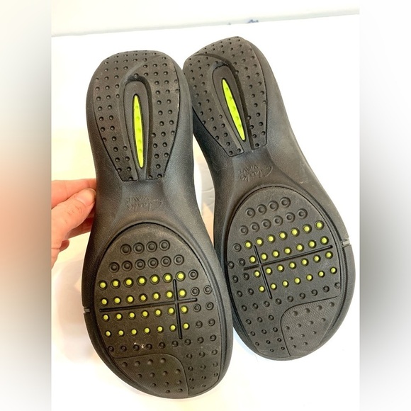 Women’s Clark’s Grey and Green Wave Sandal Leather Sz 7 - Picture 5 of 6